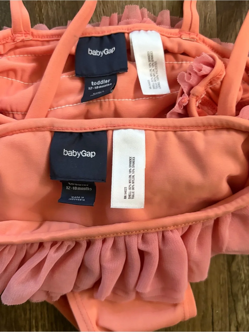 GAP cute two